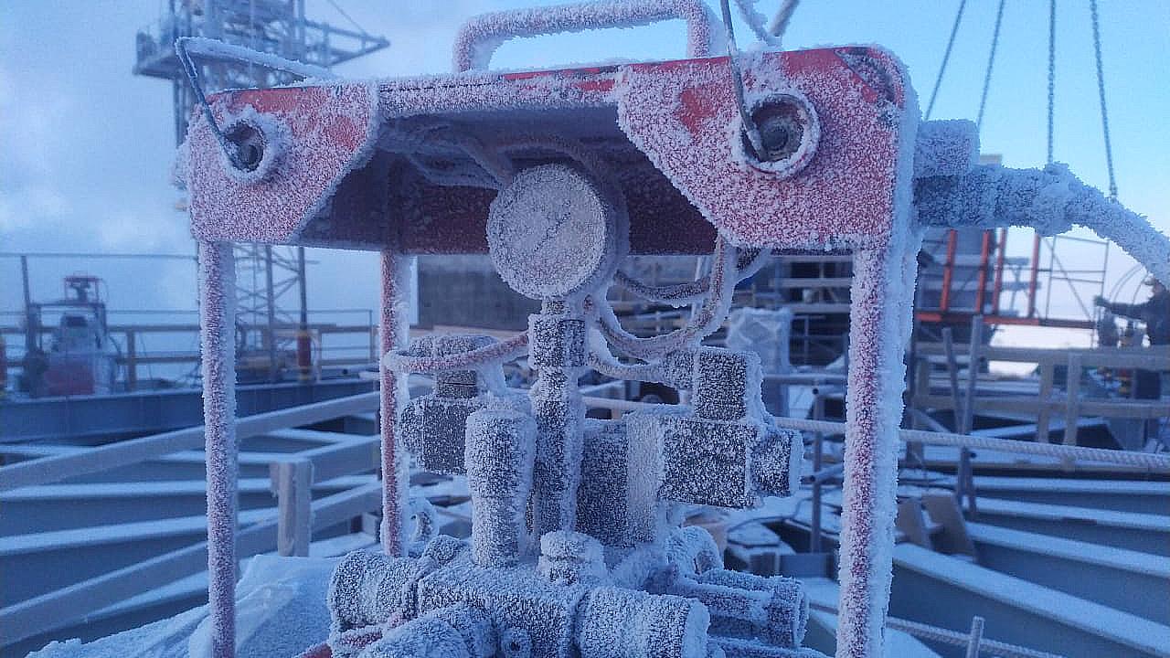 Подъем технологического оборудования башня приллирования ТольяттиАзот